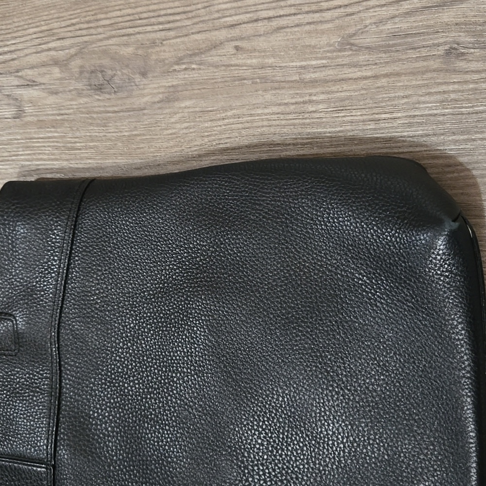 Coach Tote - Picture 4 of 16